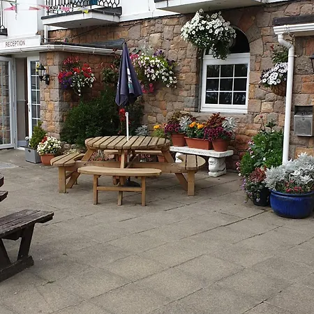 The Of Wales セント・オウエンズ