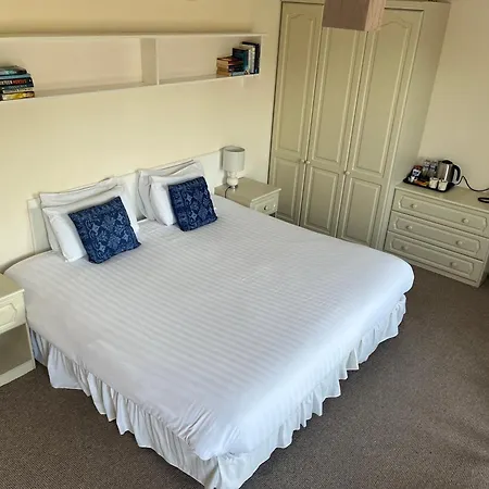 The Of Wales セント・オウエンズ