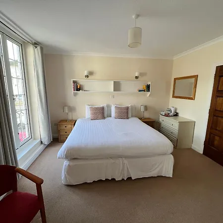 The Of Wales セント・オウエンズ