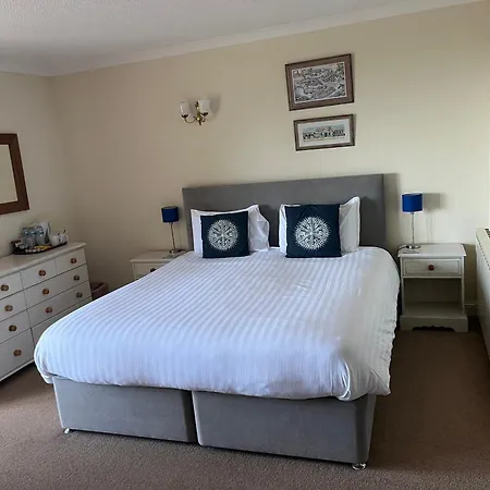 The Of Wales イン 4*