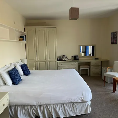 The Of Wales 4* St Ouen's