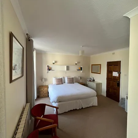 The Of Wales 4*