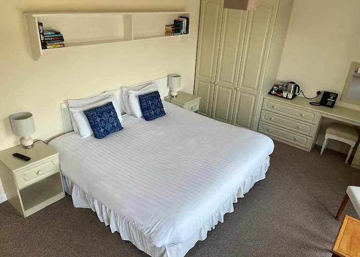 The Of Wales St Ouen